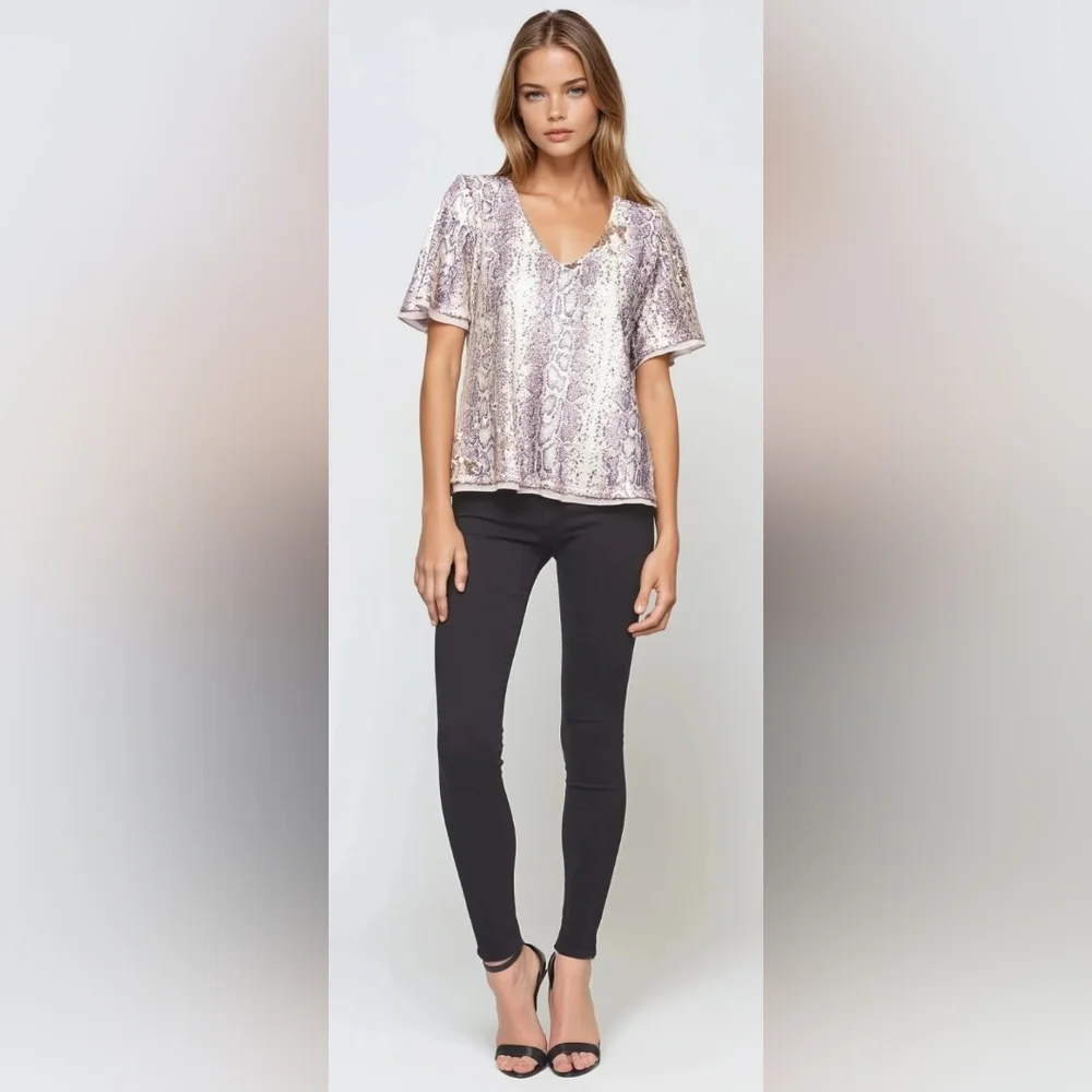 Maven West Shimmering Metallic Top Small - Picture 2 of 10